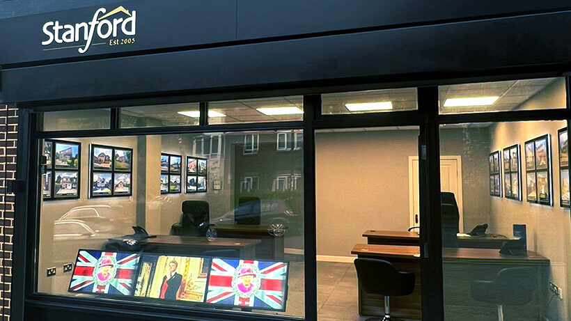 Sectors Slider Standford Shop Front